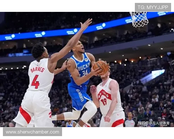 雷霆以亚历山大高效23分字母哥16分轻取雄鹿迎来胜利 雷霆以亚历山大高效23分字母哥16分轻取雄鹿迎来胜利