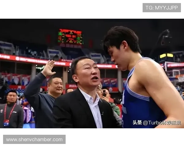 刘维伟指出开拓者被动使用小阵容难奏效想凭此阵容赢球存在巨大挑战 刘维伟指出开拓者被动使用小阵容难奏效想凭此阵容赢球存在巨大挑战